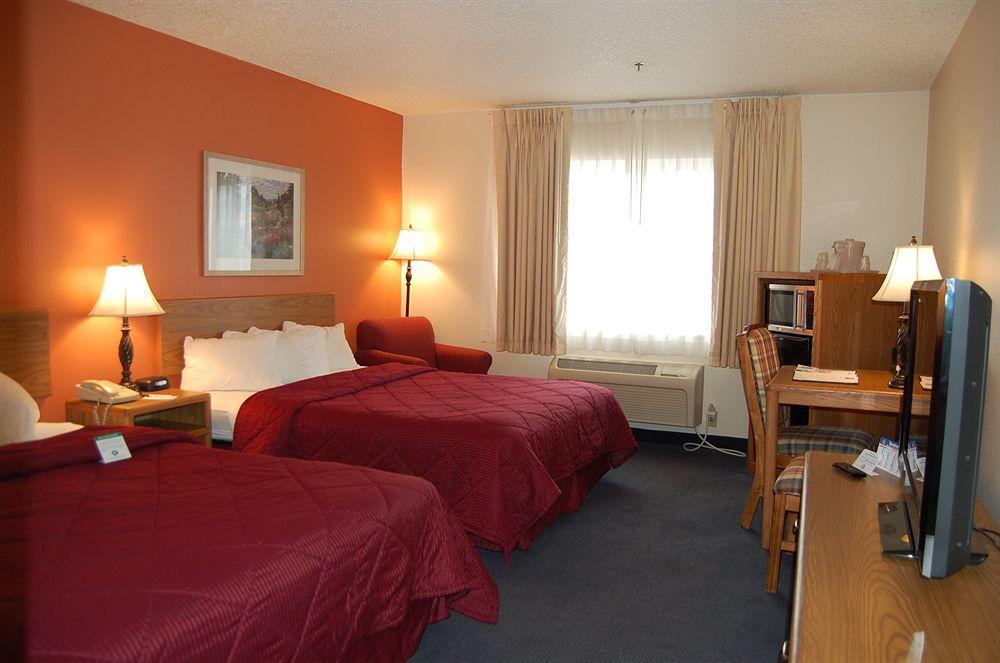 Hotel Ramada By Wyndham Coeur D'Alene Exterior foto