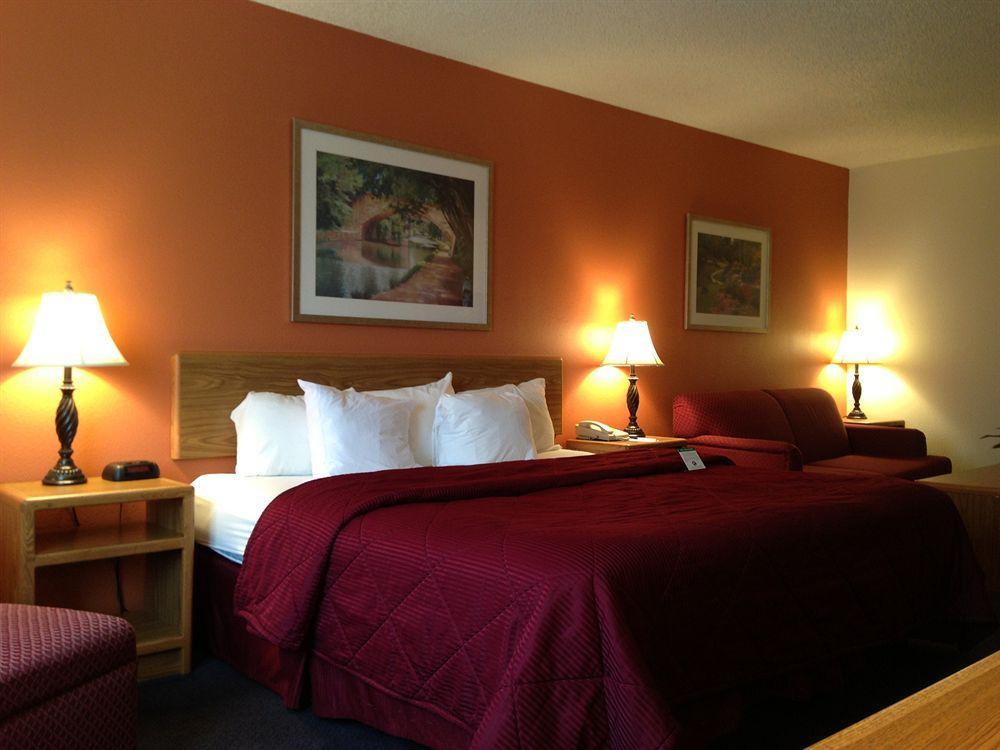 Hotel Ramada By Wyndham Coeur D'Alene Exterior foto